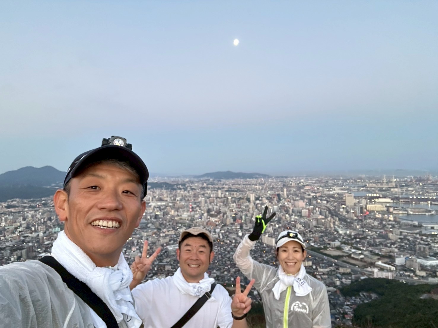 テッペン部活動レポート｜夜明け前の小文字山で感じた静けさ